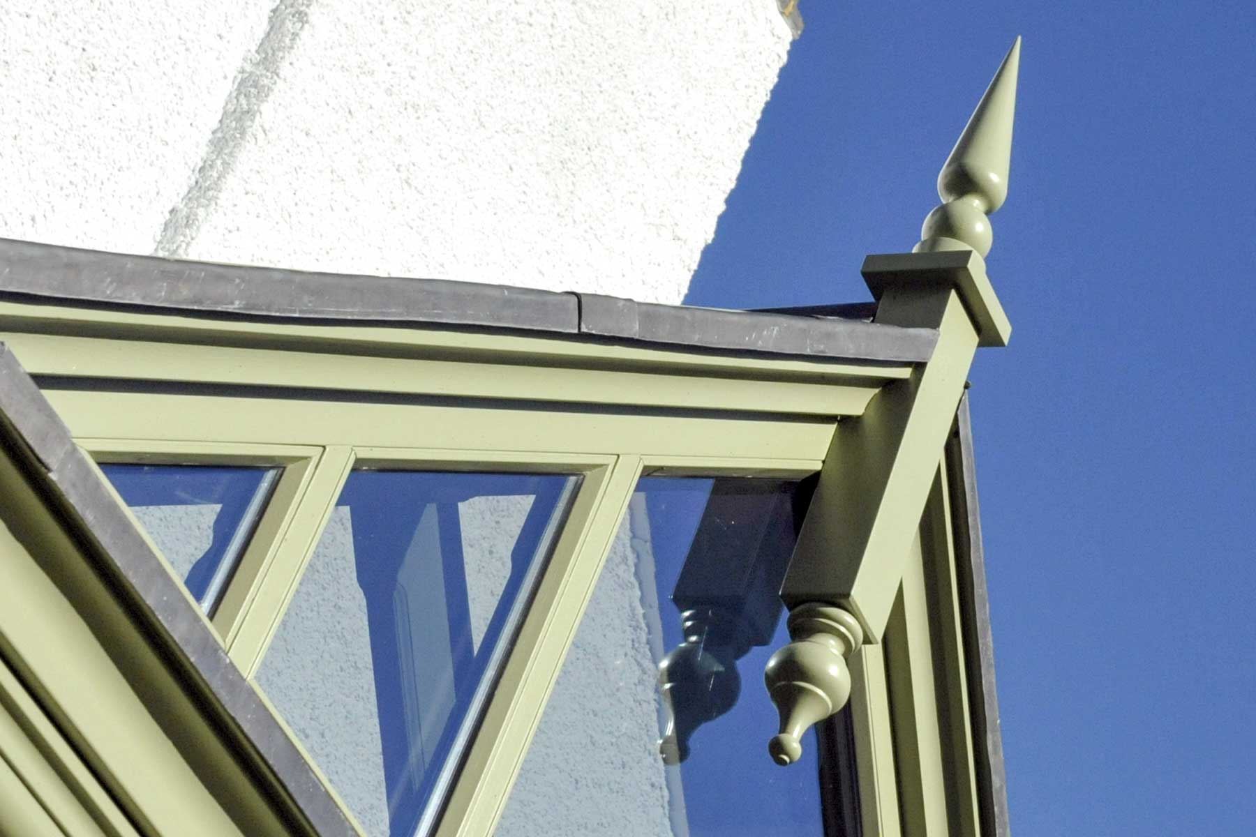 Finial